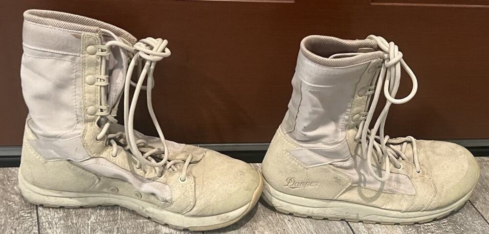 Danner Tachyon 8" Tan Military Boots Men's 7 D / Women's 8.5 - 9 Lightweight